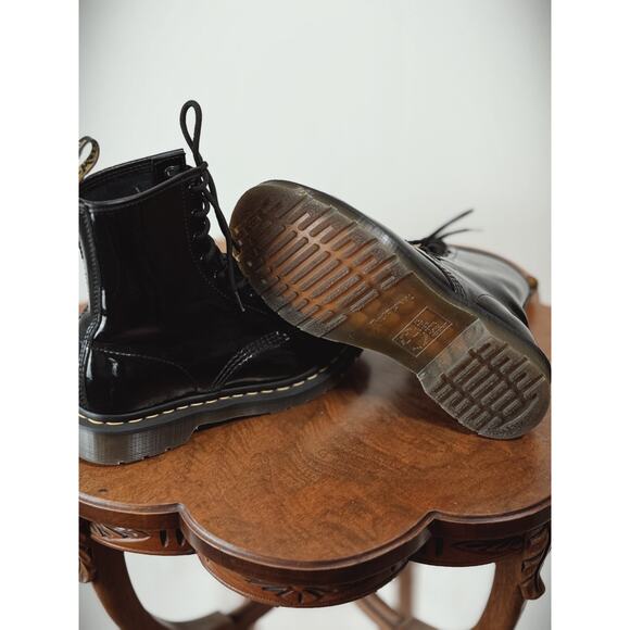 Dr. Martens Black Patent Leather Women's US 7 / EU 38 Combat Lace Up Boot #0007 - Picture 6 of 8